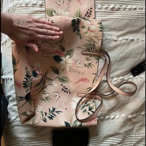 Kate spade large tote and pouch